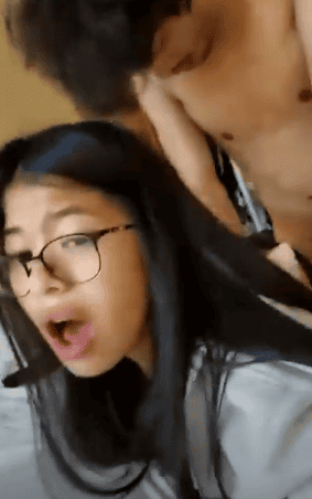 Video Abg Indonesia Abg Rayakan Hari Anniv Jadian Mereka Di Hotel Bermesraan